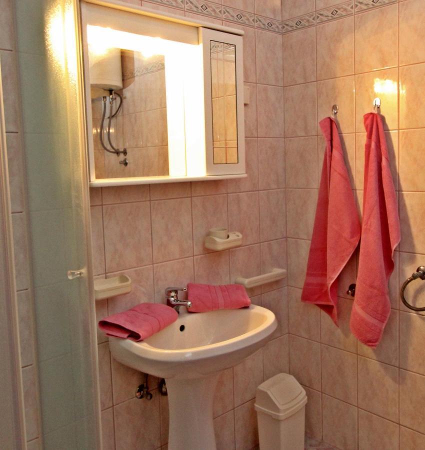 Apartman Ornela Пореч Екстериор снимка