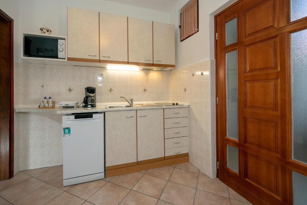 Apartman Ornela Пореч Екстериор снимка